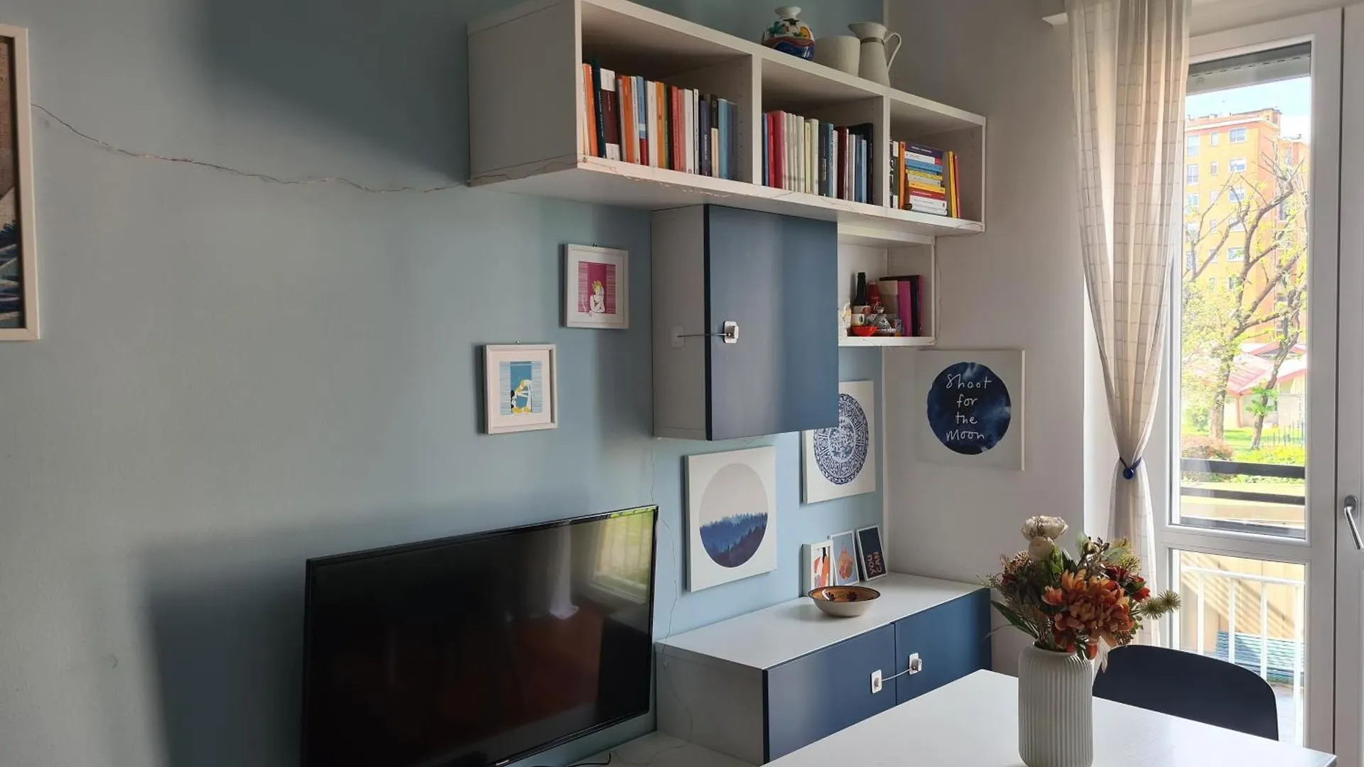 Blue Retreat M4 Milano Apartment Italy