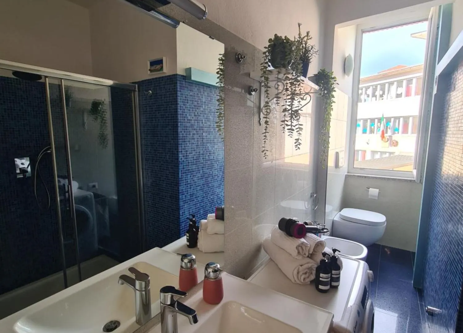 Blue Retreat M4 Milano Apartment