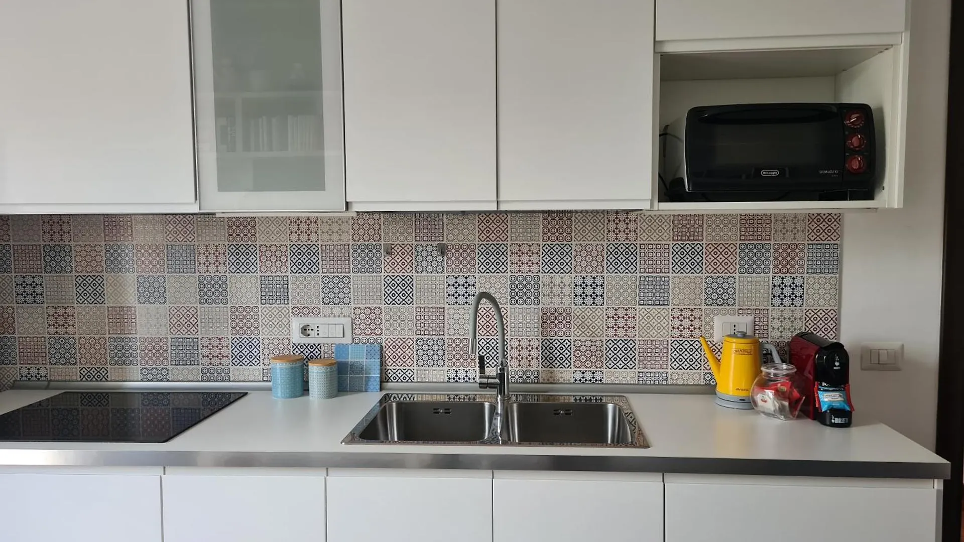 Blue Retreat M4 Milano Apartment Italy